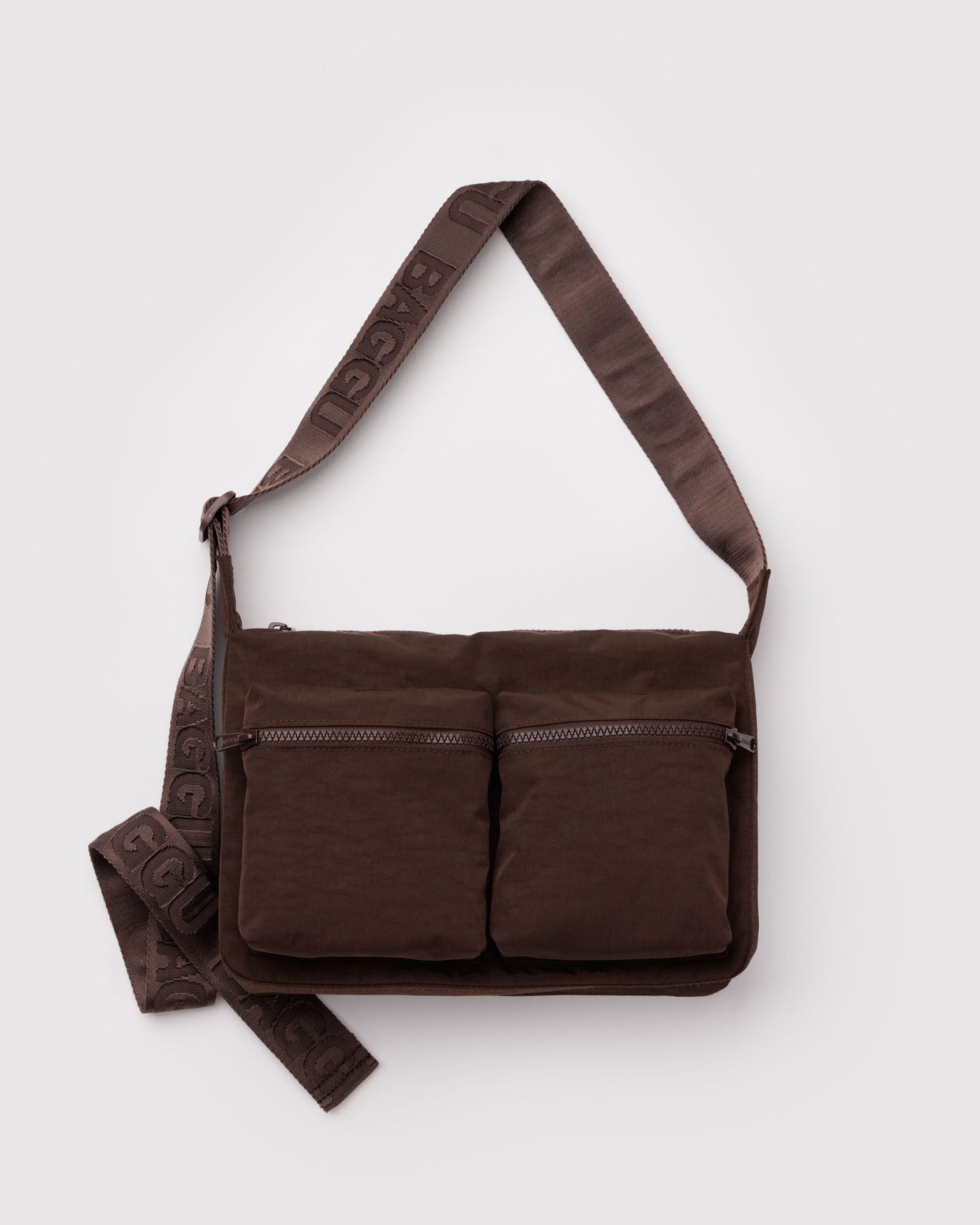 Medium Cargo Crossbody Q5