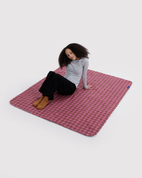 Puffy Picnic Blanket E1