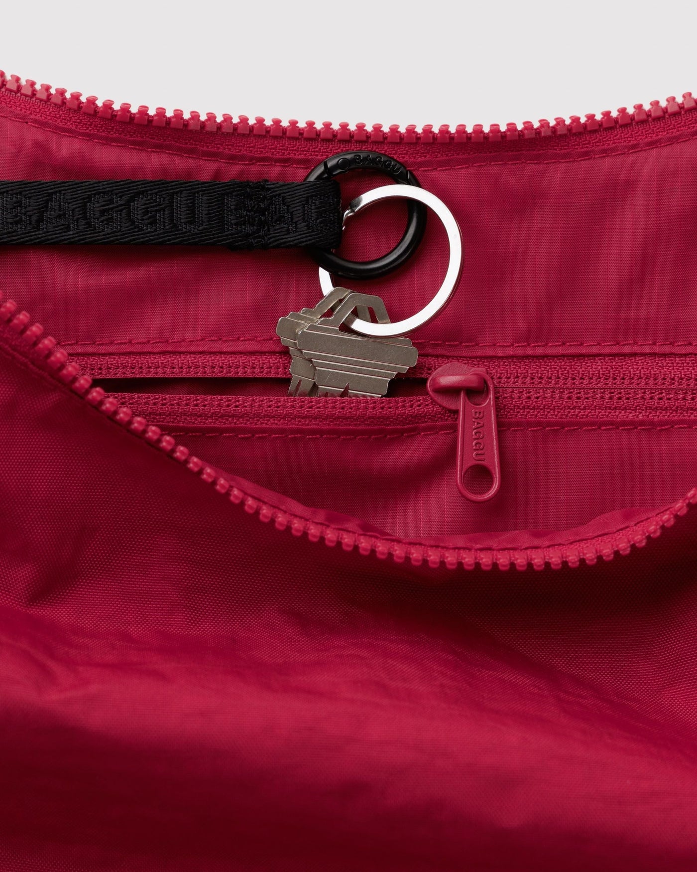 Medium Nylon Crescent Bag Y5