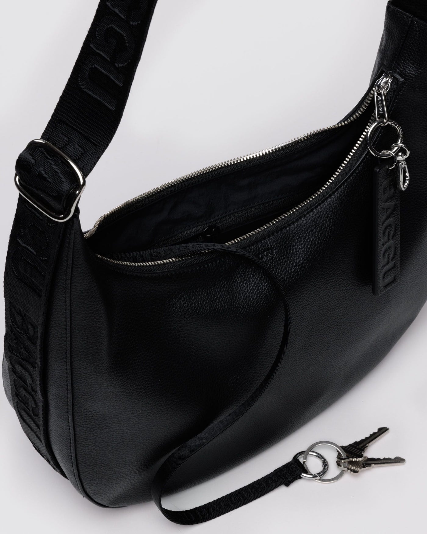 Medium Recycled Leather Crescent Bag W1