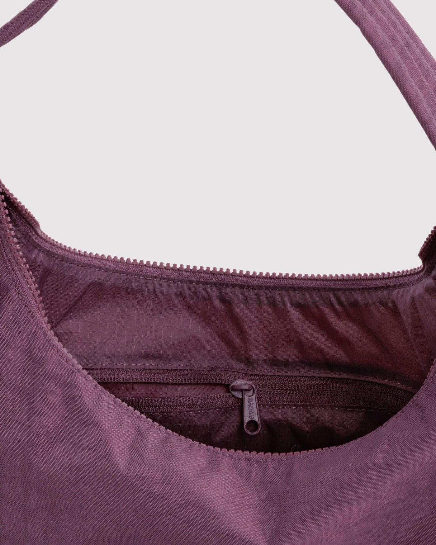 Nylon Shoulder Bag C7